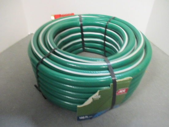 New Medium Duty 100 Ft Hose Pipe.