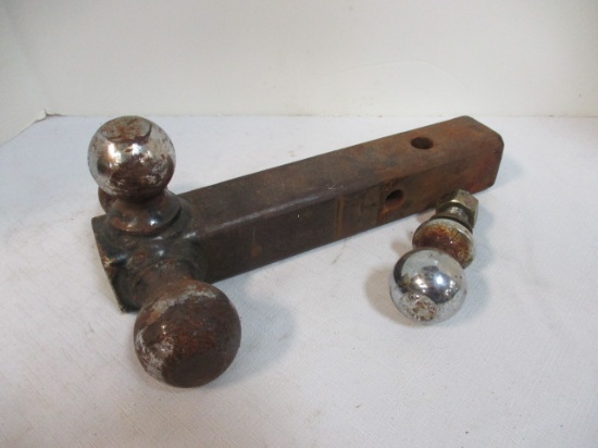 Towing Hitch with Three Different Ball Sizes, and 1 7/8'' Ball Hitch.
