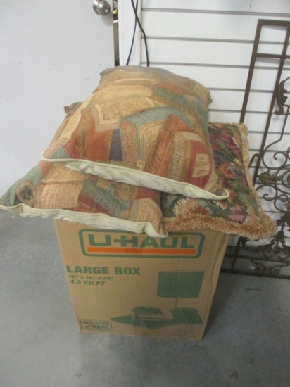Mixed Lot of Throw Pillows