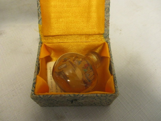 Li Bien Snuff Reverse Painted Snuff Bottle in Case