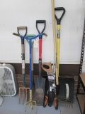 Fiber Core Snow Shovel, Claw Garden Weeder, Shovels, Fiskars Hedge Clippers,