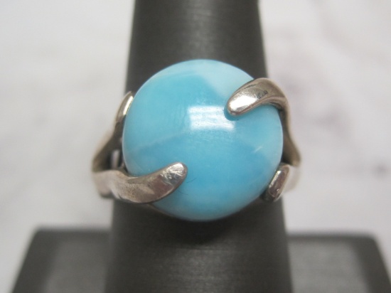 Sterling Silver Ring with Turquoise Cabachon Stone