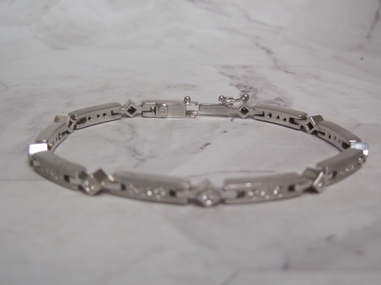 7" 14k White Gold Bracelet with Diamonds