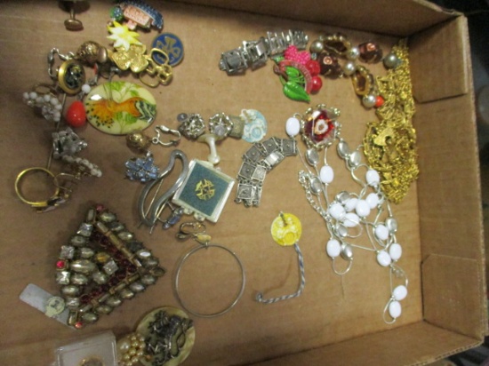 Lot of Vintage Estate Jewelry