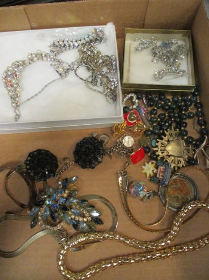 Lot of Vintage Estate Jewelry