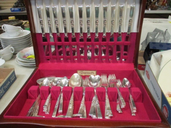 Vintage Set of Oneida Community "Morning Star" Stainless Flatware in Wood