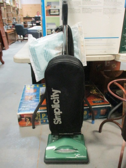 Simplicity "Freedom" Hepa Filtration Vacuum Cleaner with Additional Bag