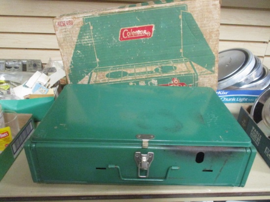 Vintage Coleman 2-Burner Green Propane Stove in Original Box