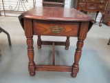 Hammary Oak Drop Leaf End Table with Drawer