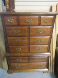 American  Drew Chest of Drawers with Six Drawers.