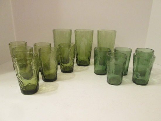 Midcentury Avocado Green Thumbprint Design Glassware