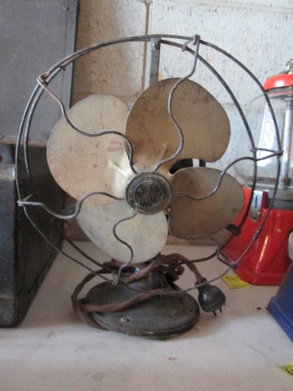 Vintage GE Whiz Metal Blade Fan