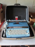 Smith-Corona Coronet Electri 12 Portable Electric Typewriter in Locking Case