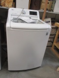 LG True Balance Electric Top Load Washer with Smart Functions.  Looks Like New.