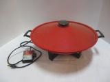 Westbend Electric Wok With Thermostat Control  Heats Up.