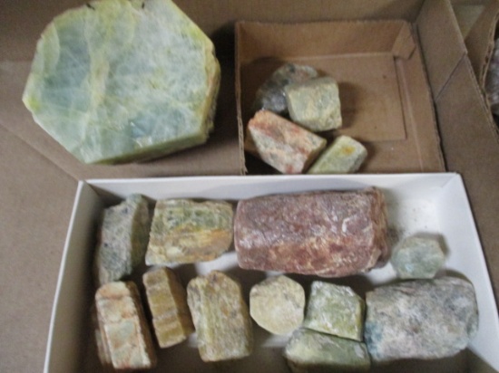 Collection of Beryl - 1 Big Specimen Polished on Front - 13 pieces ...