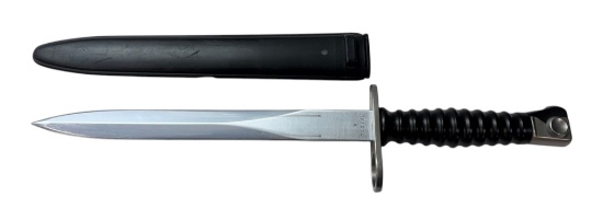 Swiss Military SIG M57 Bayonet with Scabbard by Victorinox