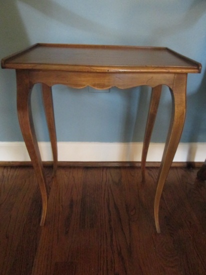 Vintage French Provincial Louis XV Style Lamp Table