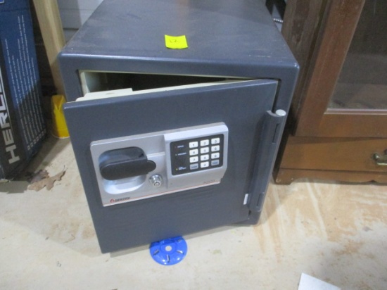 Sentry 17" Safe