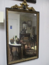 Vintage Federal Style Giltwood Mirror with Neoclassical Influence
