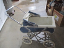 Vinage Doll Carriage