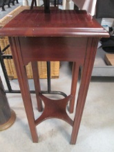 Mersman Mahogany Pedestal Stand