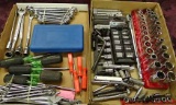 Metric & Standard Wrench Sets, Sockets, Swivel Head Socket/Open End; Napa Swivel Head Ratchet; Green