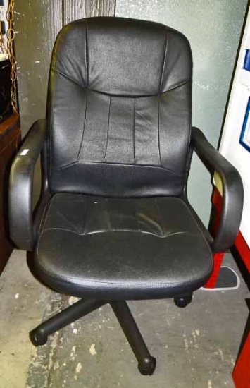 Black Office / Desk Arm Chair - Adjustable Height, Swivel.