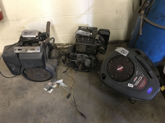 lot of 3 smal engines