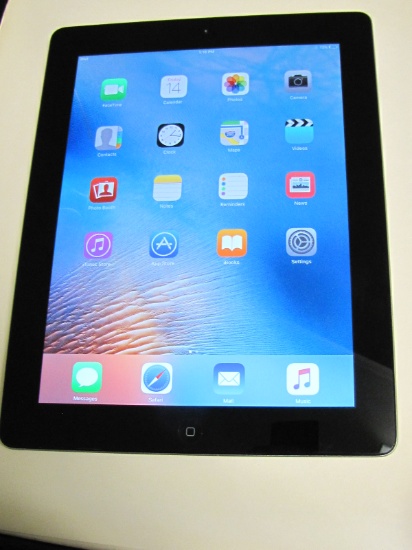 Apple iPad 2, small engravings on back