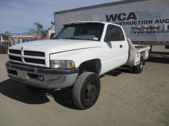 Dodge Ram 2500 Extended-Cab Flatbed Truck,