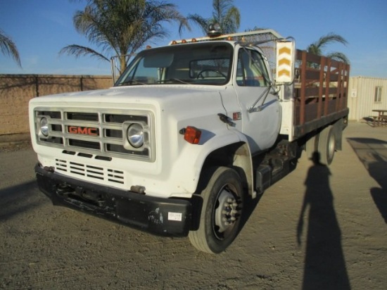 GMC 6000 S/A Flatbed Truck,