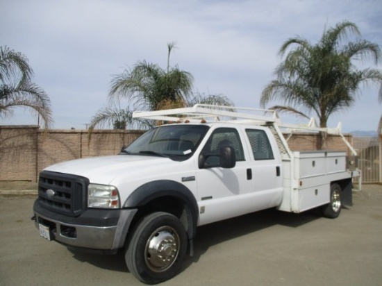 2007 Ford F450 XL Crew-Cab Utility Truck,