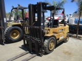 Caterpillar DP-40 Warehouse Forklift,