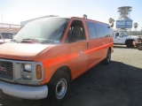 GMC Savana Passenger Van,