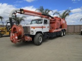 2001 International 2574 T/A Vacuum Truck,