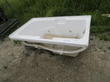 Lasco Luxury Bathtub W/ Pump For Jets