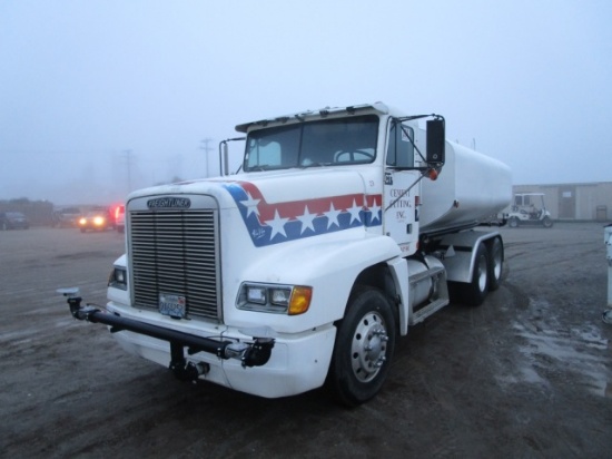 Freightliner FLD120 T/A Water Truck,