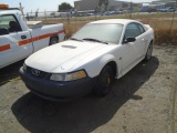 2000 Ford Mustang GT Coupe,