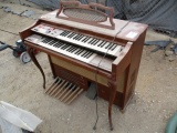 Thomas Electric Organ