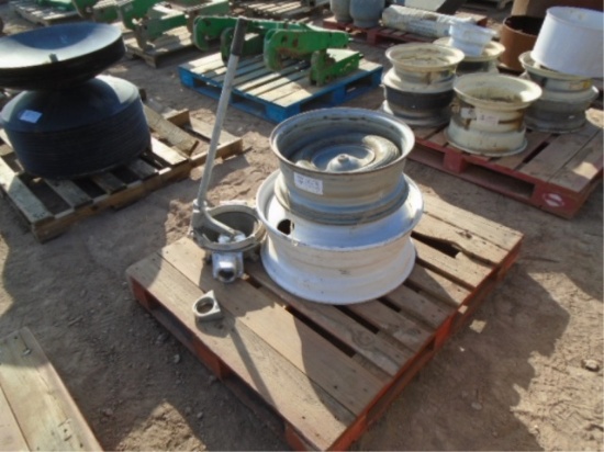 Pallet Of (2) Rims 18" & 22",