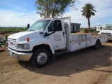 2004 GMC C5500 S/A Flatbed Truck,