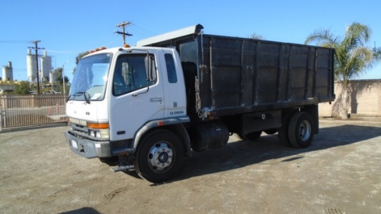 2004 Mitsubishi Fuso FM-MR S/A Debris Dump Truck,