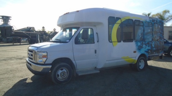 2013 Ford E450 Passenger Bus,