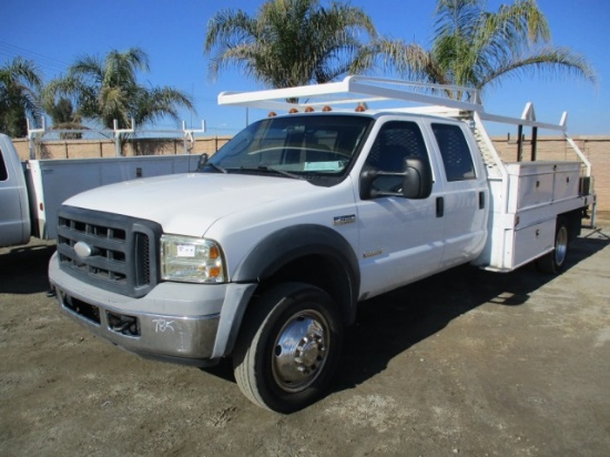 2006 Ford F450 XL SD Crew-Cab Utility Truck,