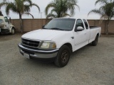 Ford F150 Extended-Cab Pickup Truck,