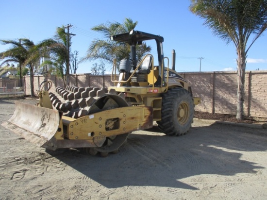 2007 Caterpillar CP-563E Padfoot Compactor,