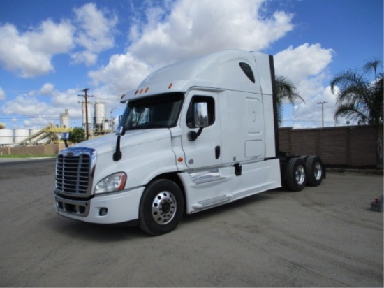 2015 Freightliner Cascadia T/A Truck Tractor,