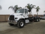 2015 Freightliner 114SD T/A Roll-Off Truck,