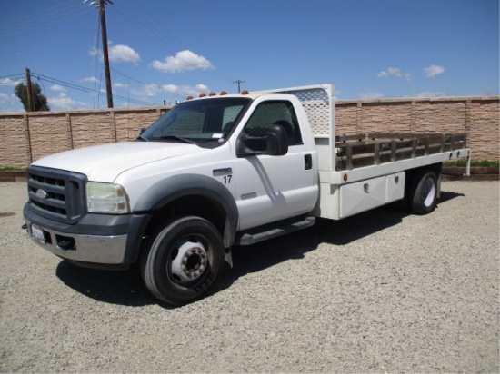 2006 Ford F550 XL SD S/A Flatbed Truck,